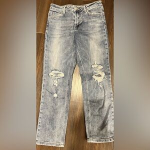 Stylish Women Blue Jeans